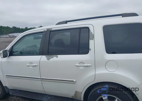 2011 Honda Pilot Touring from USA, damaged, VIN 5FNYF4H98BB003373